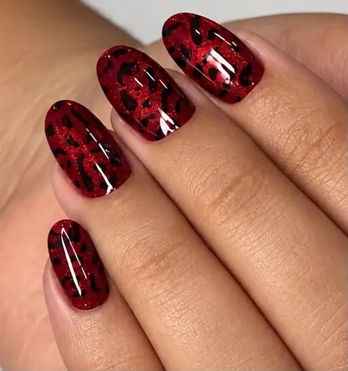 Manicura realizada en AmOr
